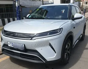 BYD Yuan Up 2025 White