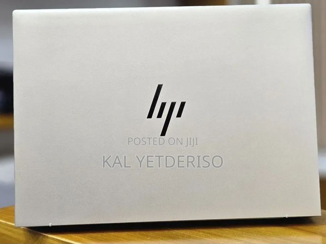 New Laptop HP EliteBook 830 G8 16GB Intel Core i5 SSD 512GB