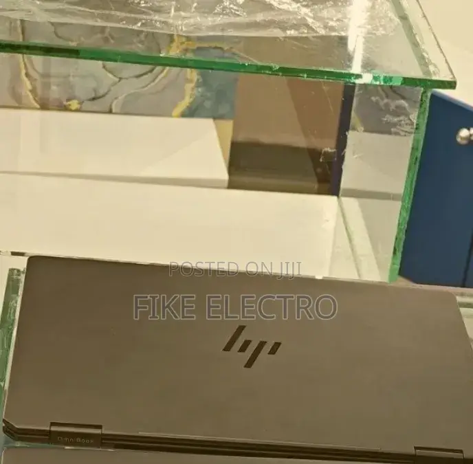 New Laptop HP OmniBook Ultra Flip 14" 16GB Intel Core Ultra 7 SSD 1T