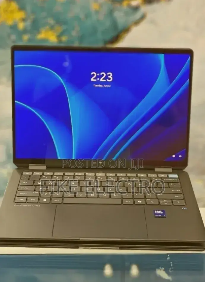 New Laptop HP OmniBook Ultra Flip 14" 16GB Intel Core Ultra 7 SSD 1T