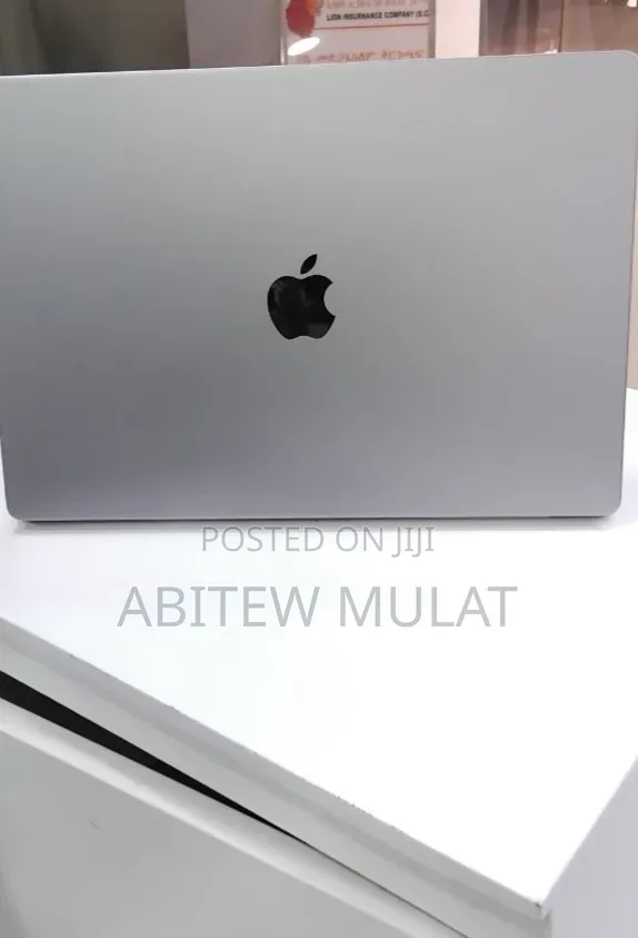New Laptop Apple MacBook Pro 2021 M1 32GB Apple M1 Pro SSD 1T