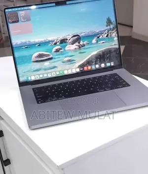 New Laptop Apple MacBook Pro 2021 M1 32GB Apple M1 Pro SSD 1T
