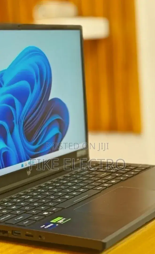 New Laptop Acer Predator Helios Neo 16 16GB Intel Core i9 SSD 1T