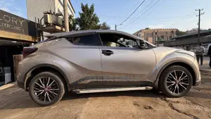 Toyota C-HR 2020 Silver