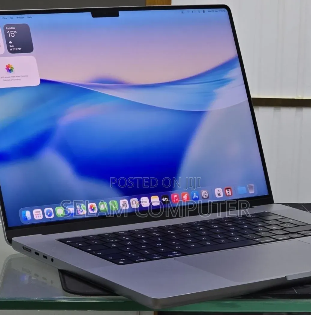 New Laptop Apple MacBook Pro 2021 M1 32GB Apple M1 Max SSD 1T