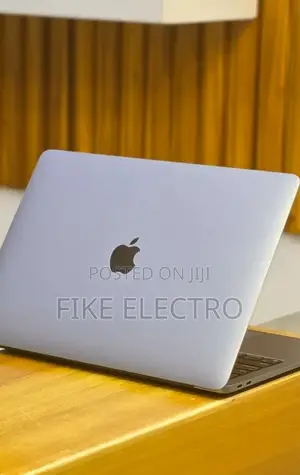 New Laptop Apple MacBook Air 2020 M1 16GB Apple M1 SSD 256GB