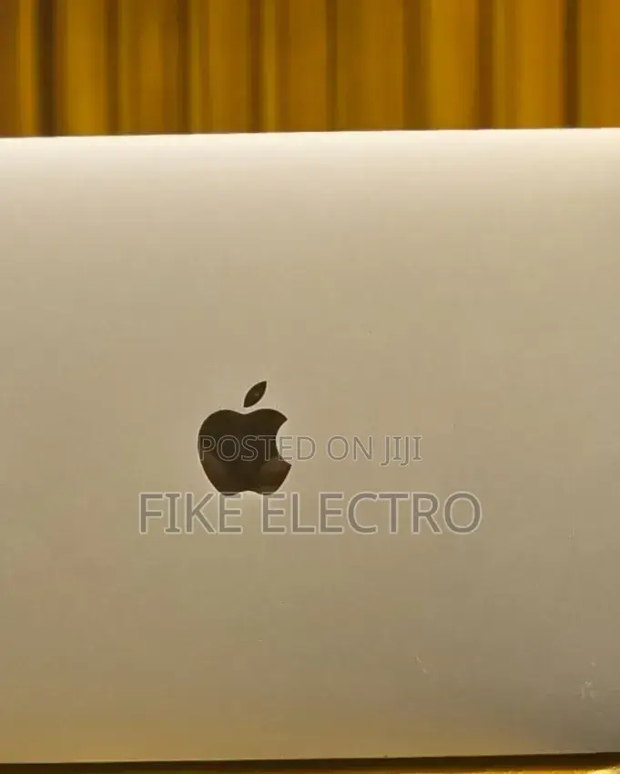 New Laptop Apple MacBook Air 2020 M1 16GB Apple M1 SSD 256GB