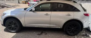 Nissan 100 2007 Silver