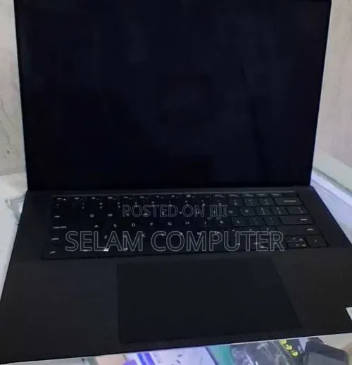 New Laptop Dell XPS 15 16GB Intel Core i7 SSD 512GB