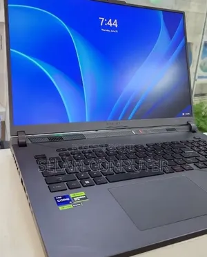 New Laptop Asus ROG Strix G15 16GB Intel Core i9 SSD 1T