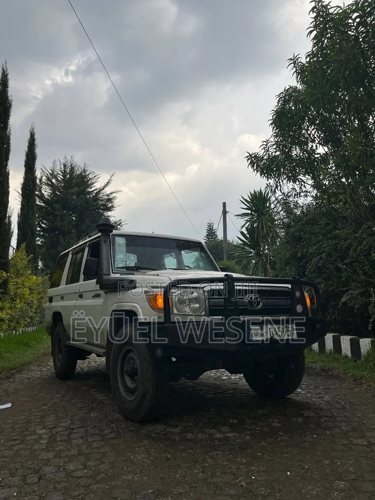 Toyota Land Cruiser 2014 White