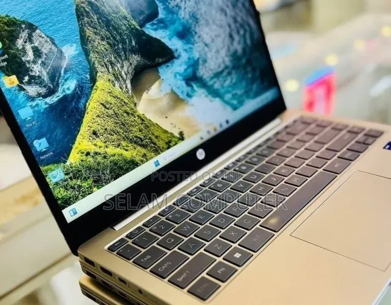 New Laptop HP Stream Notebook 16GB Intel Core i7 SSD 1T