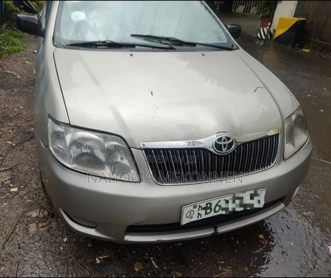 Toyota Corolla 2003 Gold