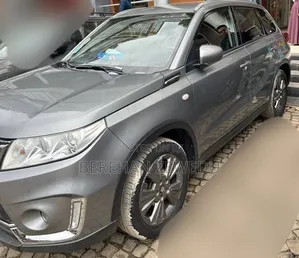 Suzuki Vitara 2021 Gray