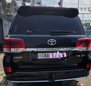 Toyota Land Cruiser 2013 Black