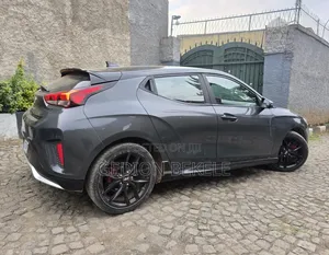 Hyundai Veloster 2018 Matt Black