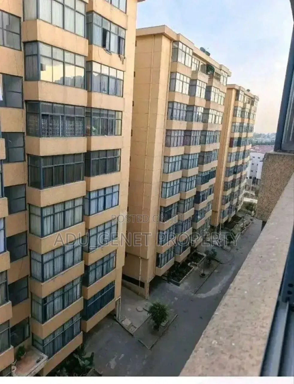 Furnished 3bdrm Apartment in Around Ayat Noah, Bole for sale