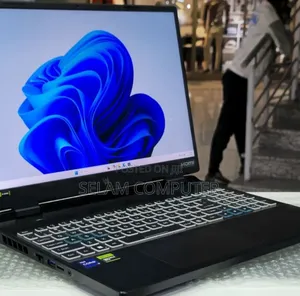 New Laptop Acer Predator Helios Neo 16 16GB Intel Core i9 SSD 1T