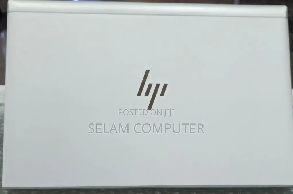 New Laptop HP EliteBook 830 G8 16GB Intel Core i5 SSD 512GB