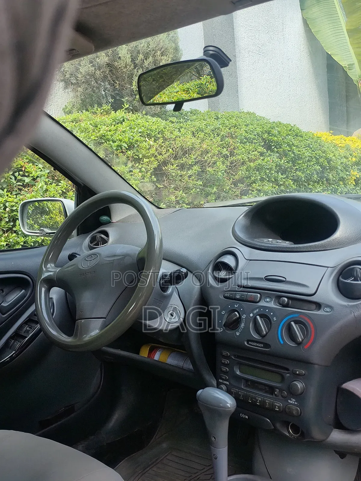Toyota Vitz 2001 Silver