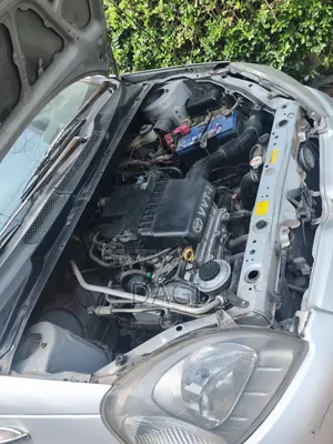 Toyota Vitz 2001 Silver