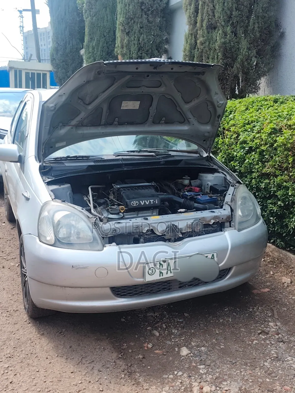Toyota Vitz 2001 Silver