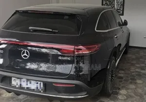 Mercedes-Benz EQC EQC400 4MATIC 2023 Black