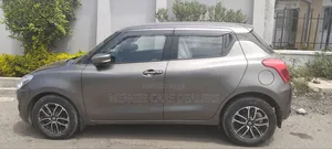 Suzuki Swift 2022 Gray