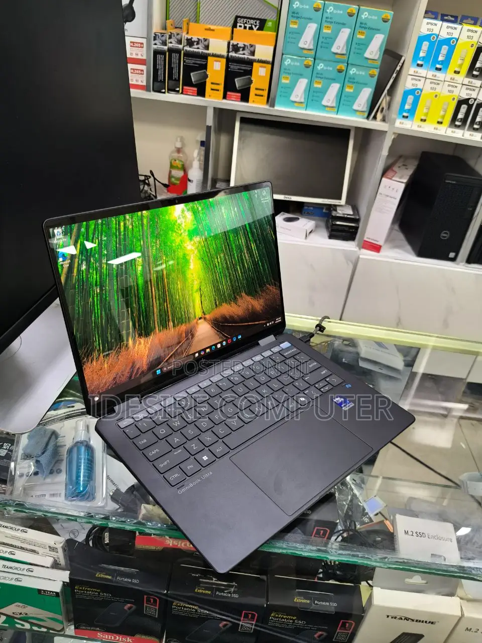 New Laptop HP OmniBook Ultra Flip 14" 16GB Intel Core Ultra 7 SSD 1T