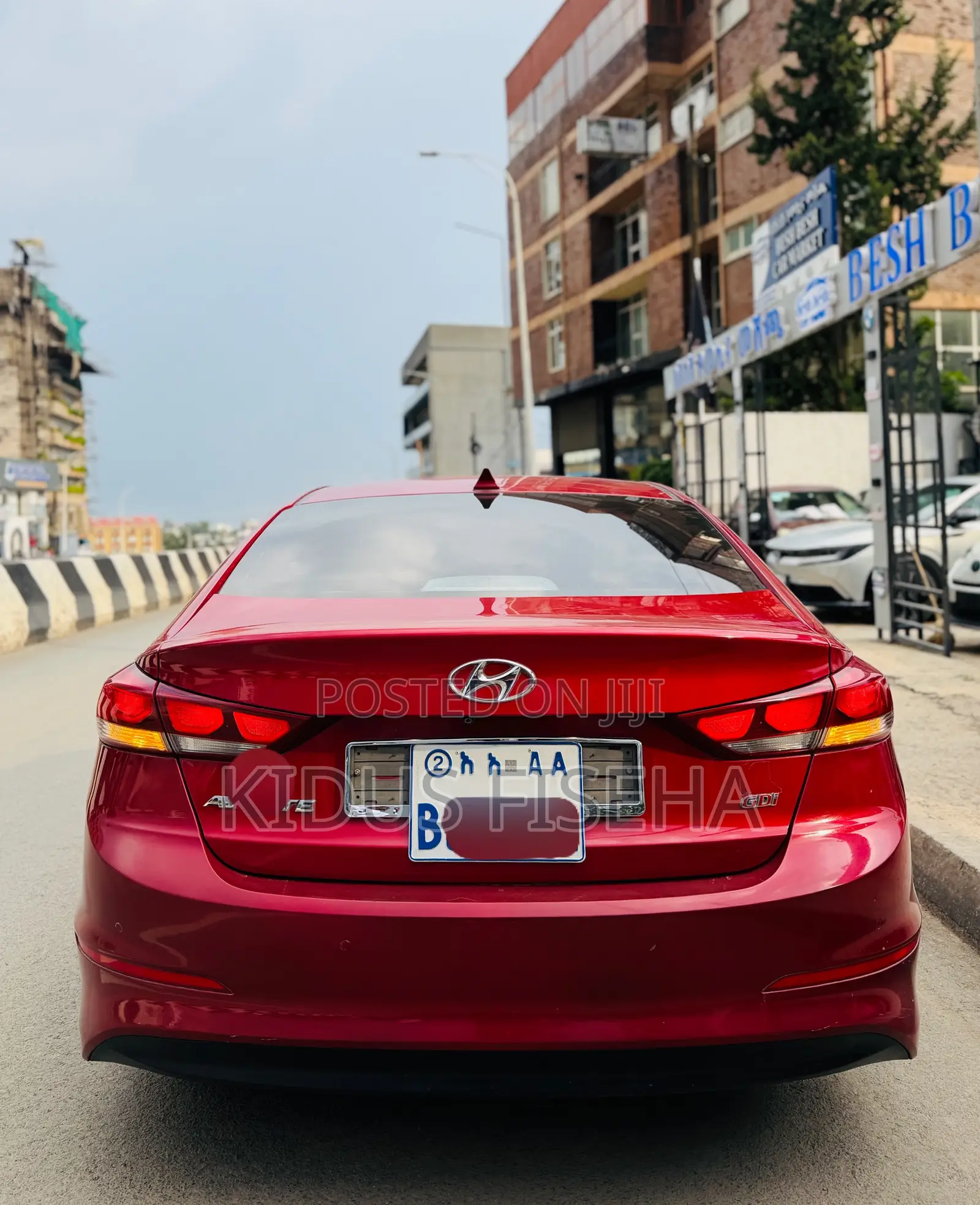 Hyundai Avante 2017 Burgundy