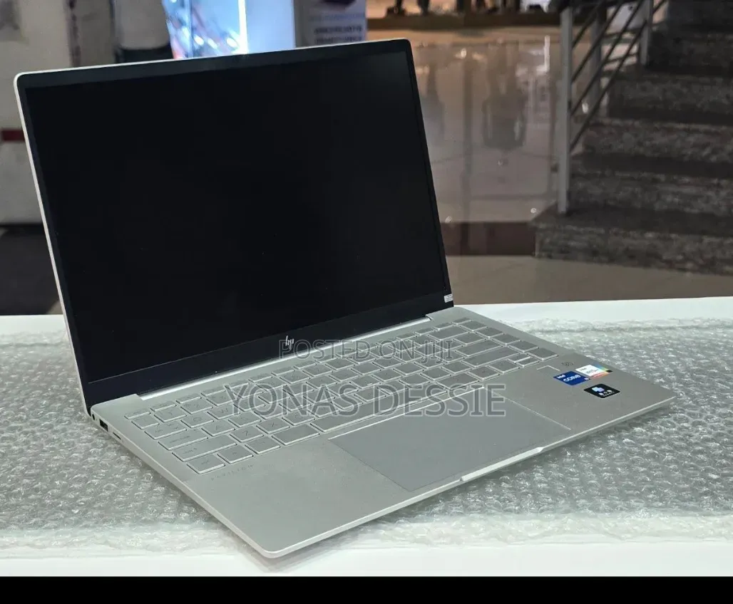 New Laptop HP Pavilion 14 16GB Intel Core i5 SSD 1T