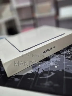 New Laptop Apple MacBook Air 2022 M2 8GB Apple M2 SSD 256GB