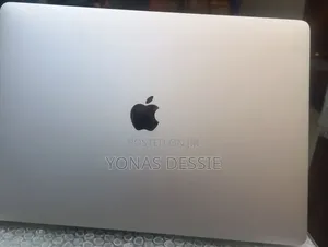 New Laptop Apple MacBook Pro 2018 16GB SSD 256GB