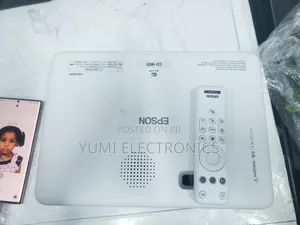 Original Epson Co-W01 3lcd Portable Projector