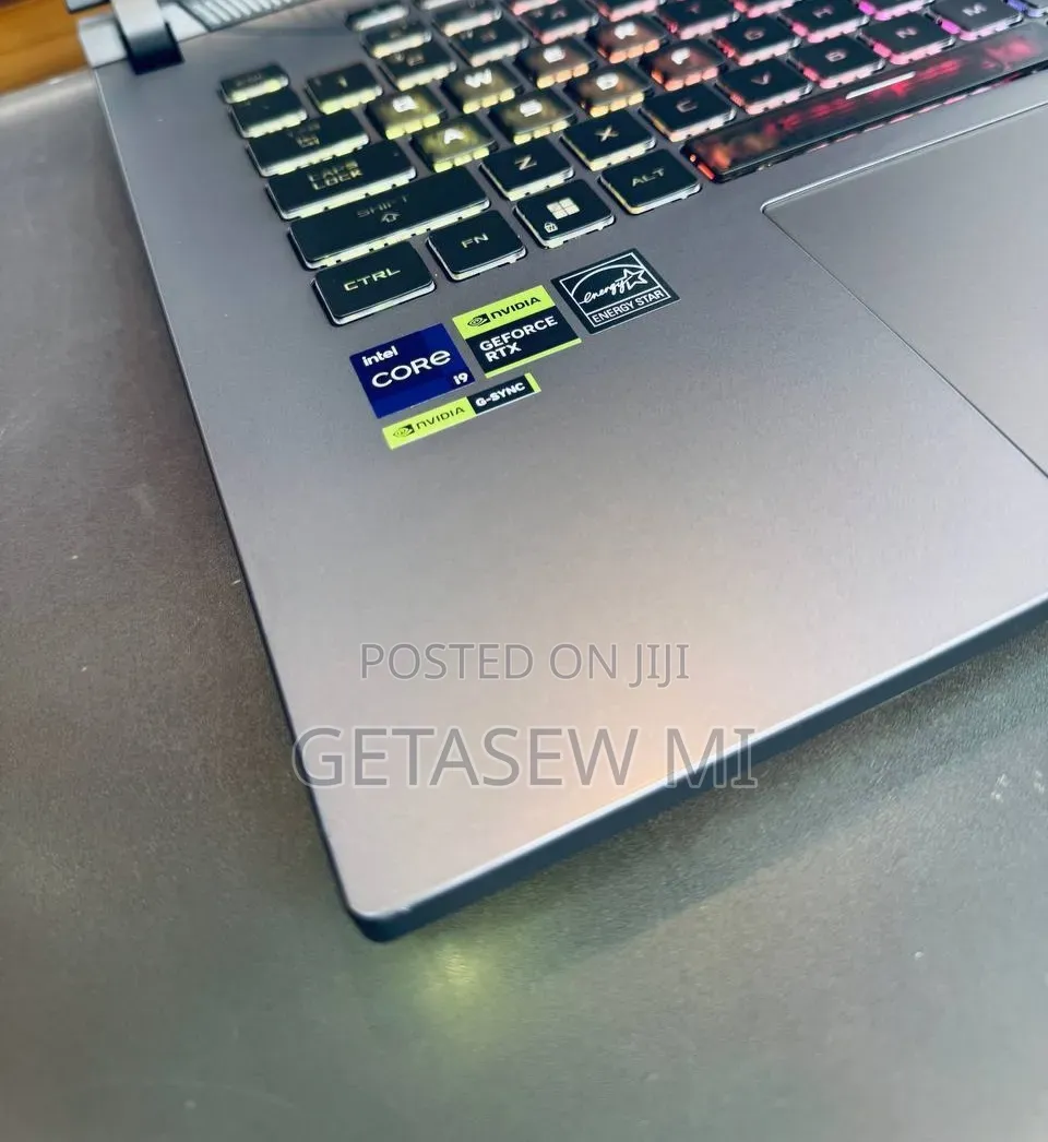 New Laptop Asus ROG Strix G16 G614 16GB Intel Core i9 SSD 1T