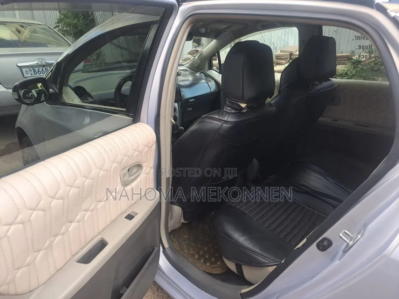 Toyota Yaris 2009 Silver