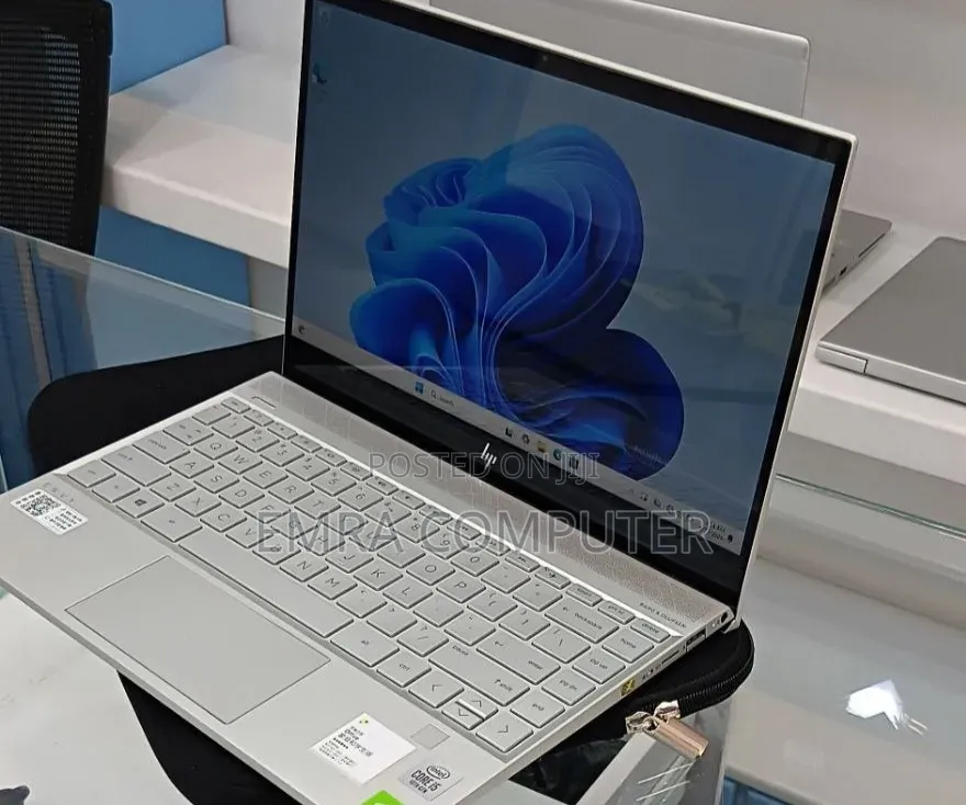 New Laptop HP 8GB Intel Core i5 SSD 512GB