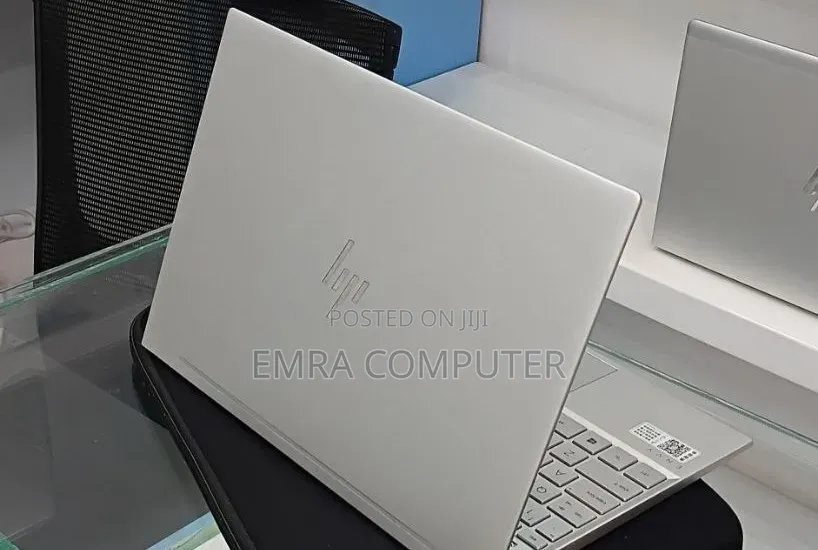 New Laptop HP 8GB Intel Core i5 SSD 512GB