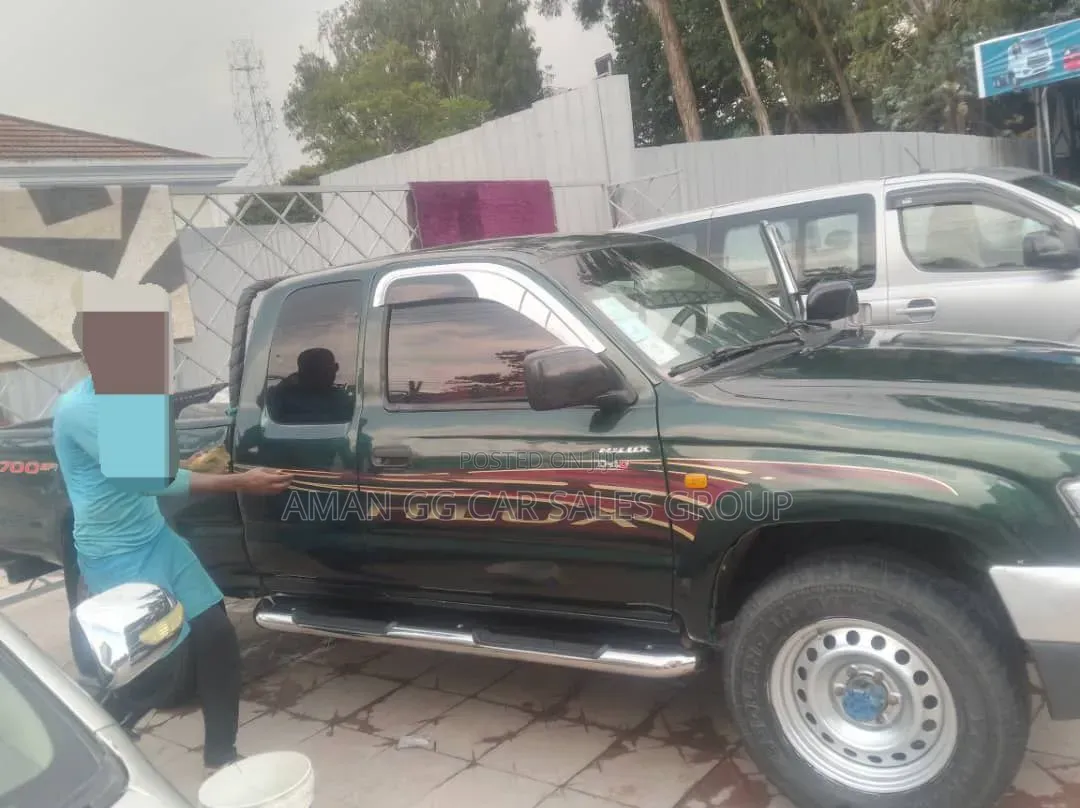 Toyota Hilux 2.5 Cab 2005 Green