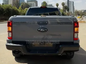 Ford Ranger Wildtrak 2023 Gray