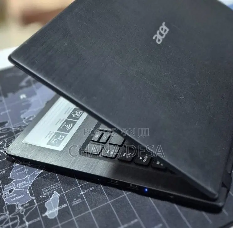 New Laptop Acer 4GB Intel Core 2 Quad SSD 60GB
