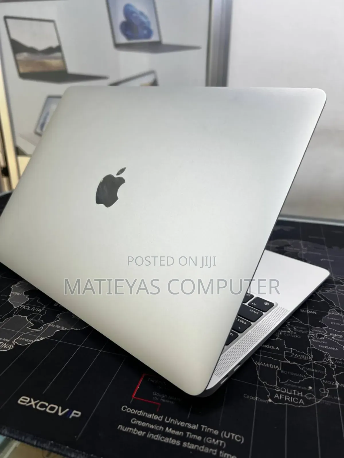 New Laptop Apple MacBook Air 2020 M1 16GB Apple M1 SSD 512GB