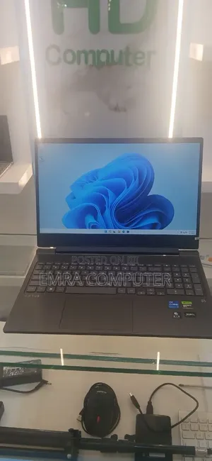 New Laptop HP 16GB Intel Core i7 SSD 1T