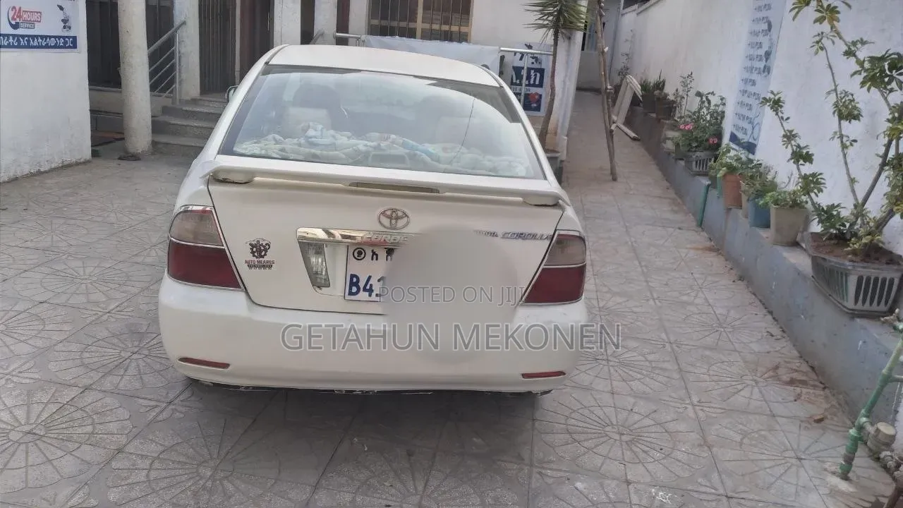 Toyota Corolla 2007 White
