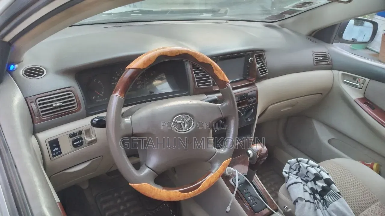 Toyota Corolla 2007 White