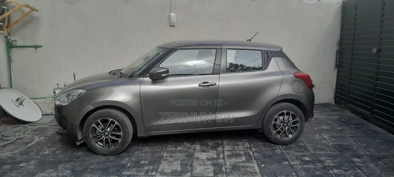 Suzuki Swift 2021 Gray