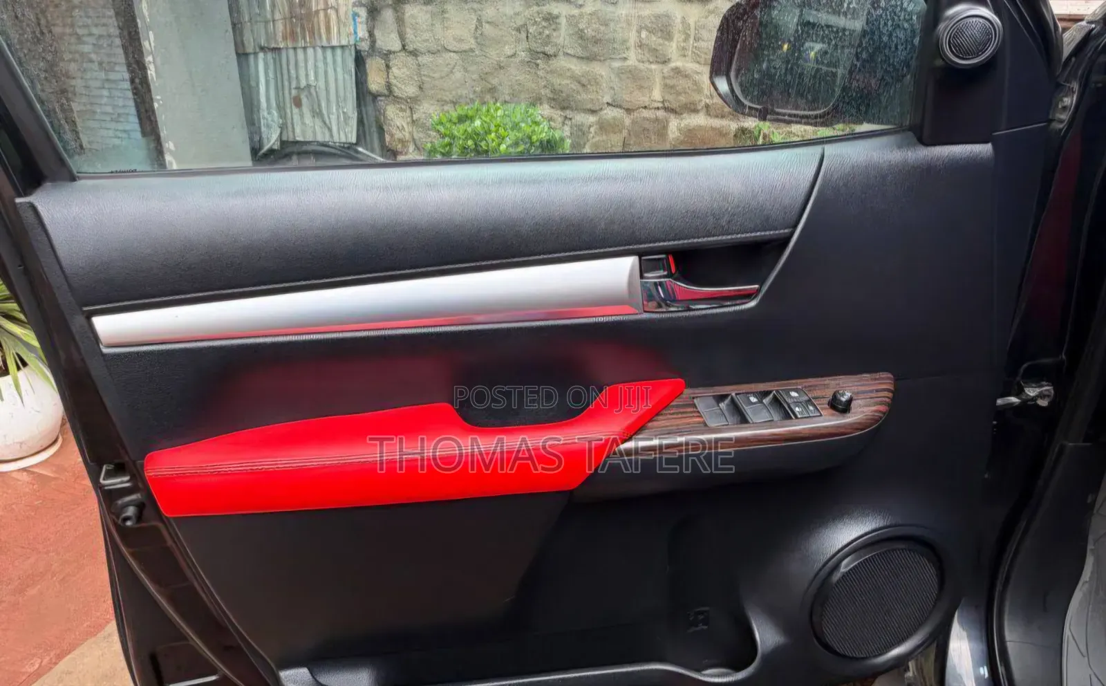 Toyota Hilux 2022 Black
