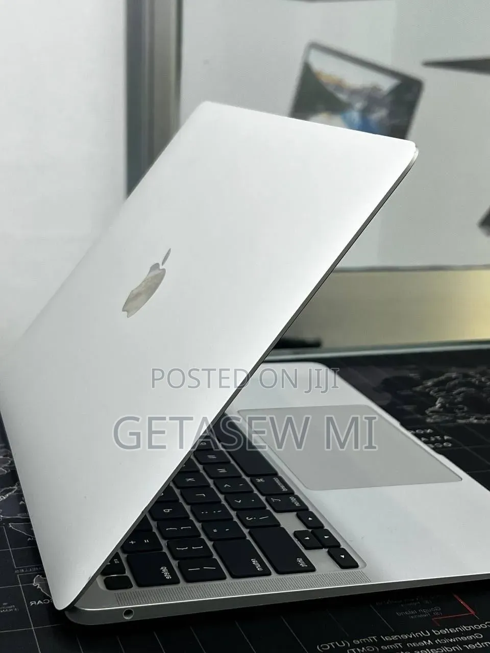 New Laptop Apple MacBook Air 2020 M1 16GB Apple M1 SSD 512GB