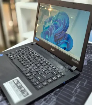 New Laptop Acer 4GB Intel SSD 60GB