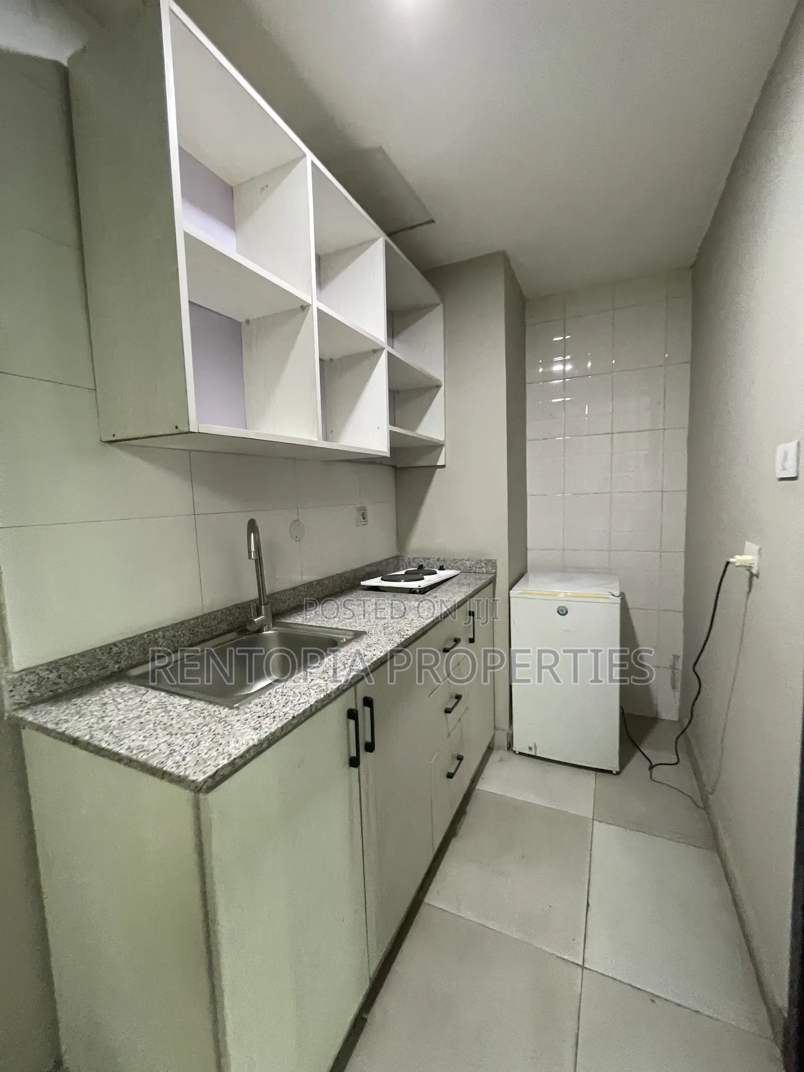 Furnished 1bdrm House in Bole for rent